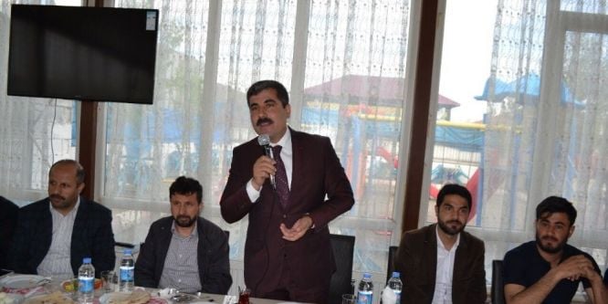 Başkan Asya öğrencilerle buluştu