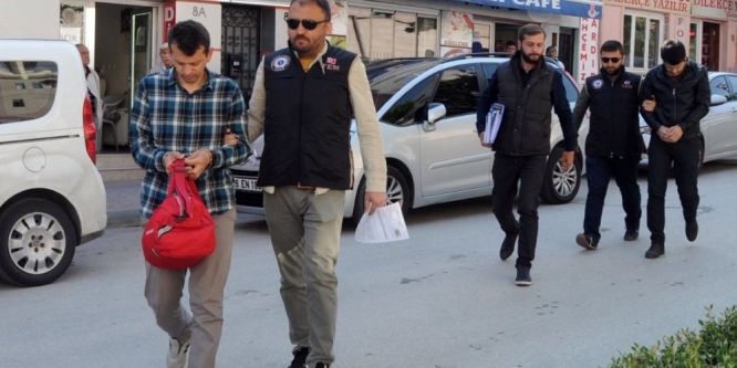 Eskişehir’de 2 FETÖ şüphelisi adliyeye sevk edildi