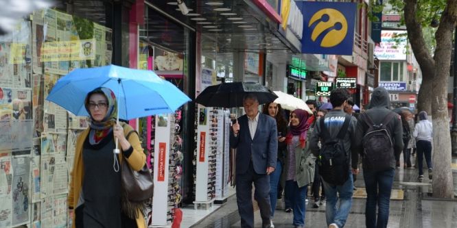Malatya’da sağanak yağış etkili oldu