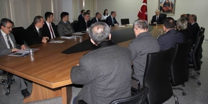 Taşkın tedbirleri görüşüldü