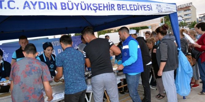 Aydın Büyükşehir Didim’de iftar çadırı kurdu