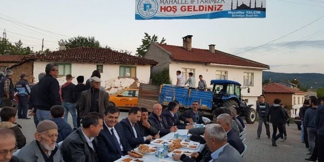 Pazaryeri’nde mahalle iftarları başladı