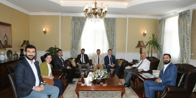 Erzurum Gençlik Platformu’ndan Vali Azizoğlu’na ziyaret