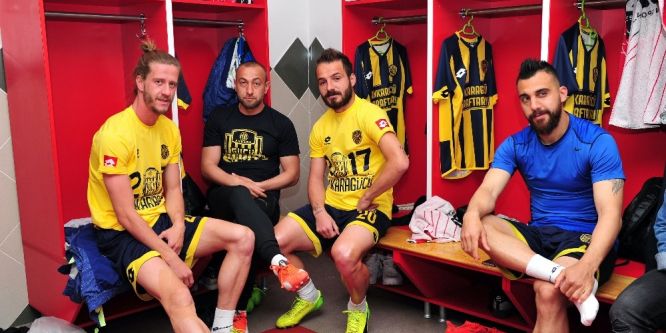 Şampiyon son maçına hazır