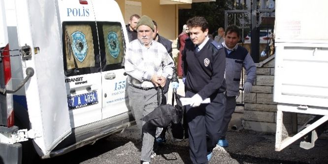 Kendisini asarak intihar etti