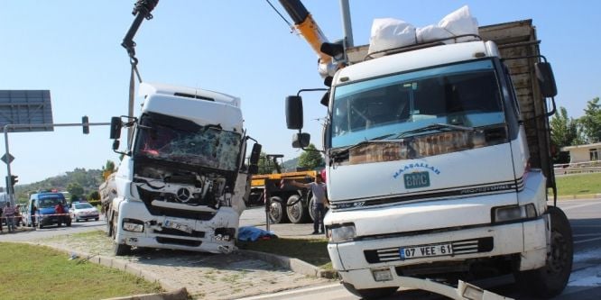 Antalya’da trafik kazası: 1 ölü
