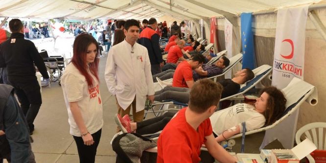 Kan Bağışı kampanyasına yoğun ilgi