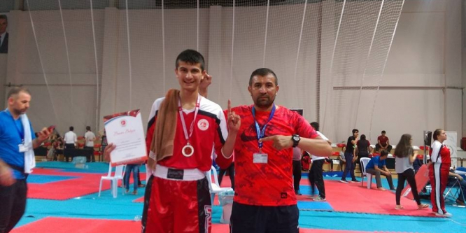 Fatih Kürşat Aygün’e Kickboks Milli Takımından davet