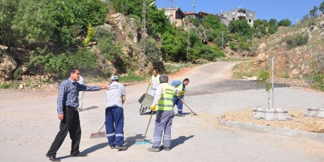 Gölbaşı Gölleri çevresinde temizlik çalışması
