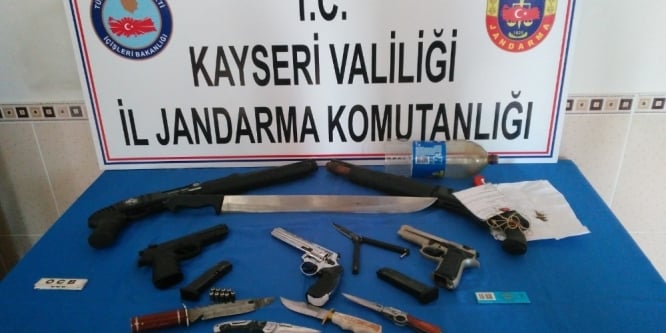 24 adreste uyuşturucu operasyonu