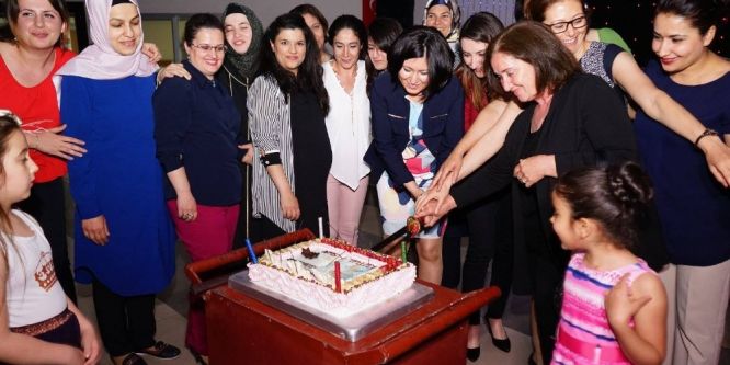 Saruhanlı’da Hemşireler Günü kutlandı