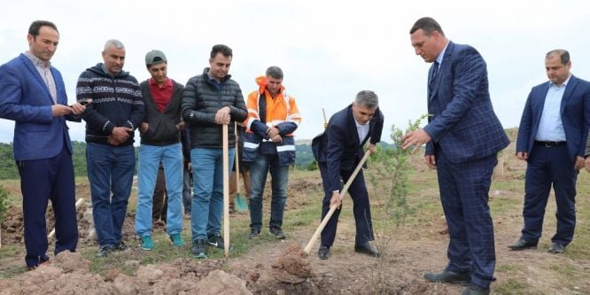 5 bin fidan toprakla buluştu