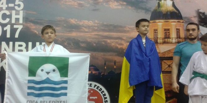 Minik karateci Bulgaristan yolcusu