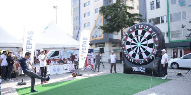 YEPAŞ, Samsunspor taraftarıyla ayak dartı etkinliğinde buluştu