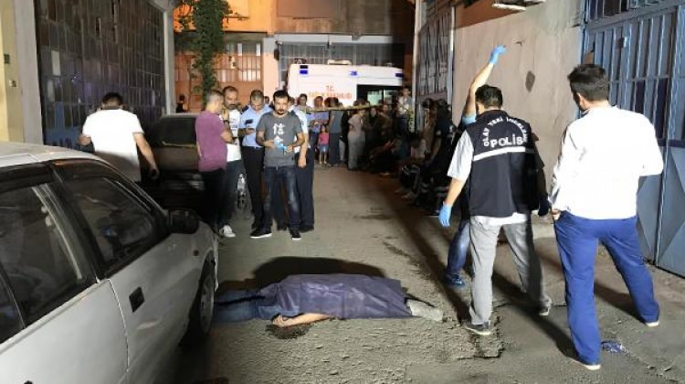 4'üncü kattan düşen genç öldü