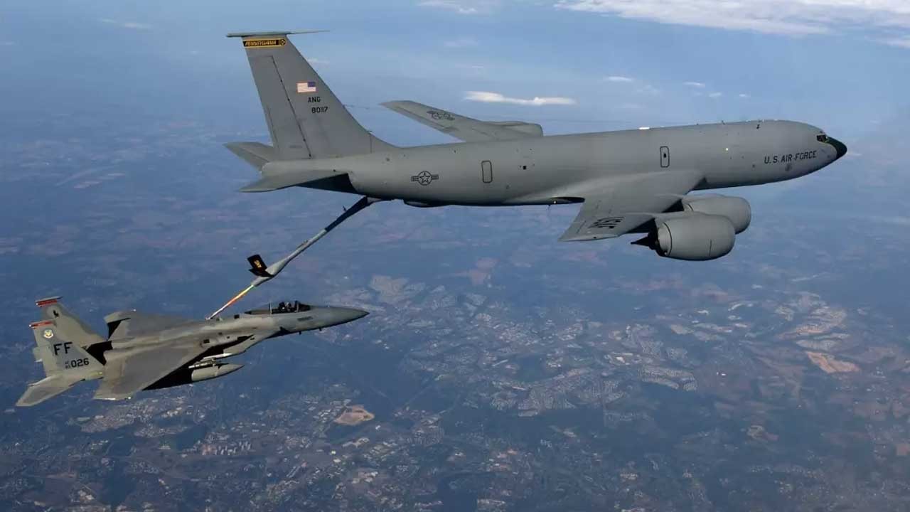 5 ABD yakıt ikmal uçağı vurularak hasar gördü