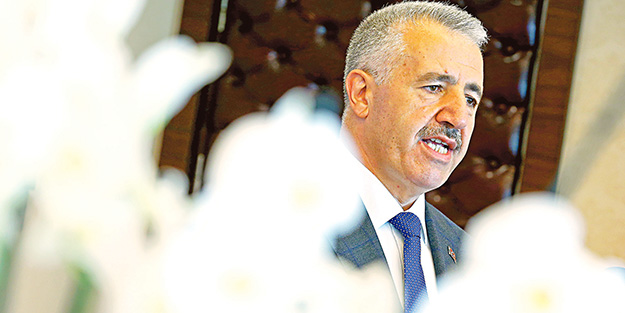 5 bin 850 ticari teknede Türk bayrağı dalgalanıyor