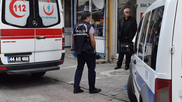 5 çocuk babası evinde ölü bulundu