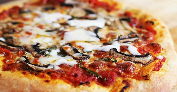 5 dakikada pizza tarifi | 5 dakikada pizza nasıl yapılır?