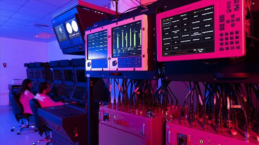 5. denizaltının Komuta Kontrol Sistemi de teslim edildi