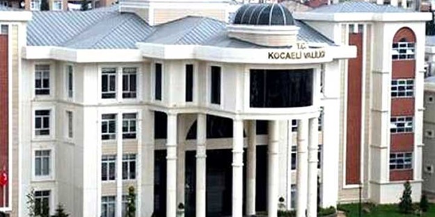 5 düzensiz göçmen sınır dışı edildi