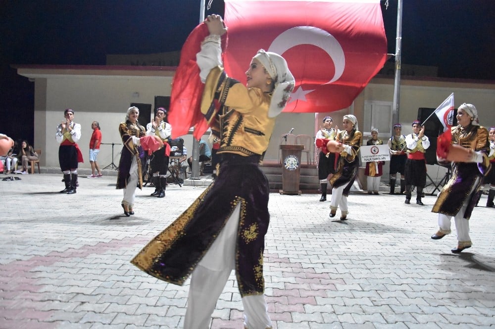 5 Eylül coşkusu Esenköy’de başladı 