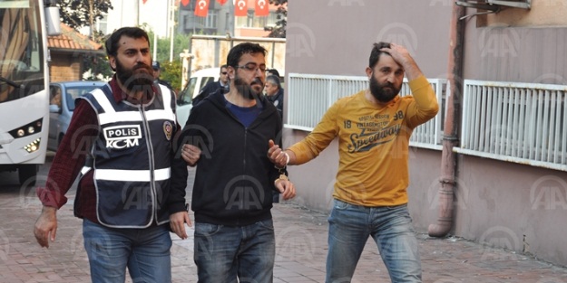 5 FETÖ'cüye soğuk duş