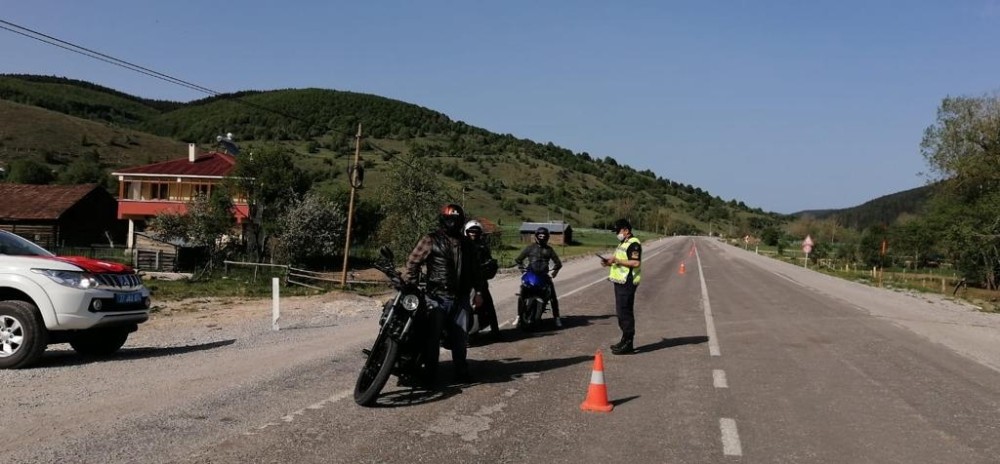 5 günde yapılan denetimlerde 64 araç trafikten men edildi 