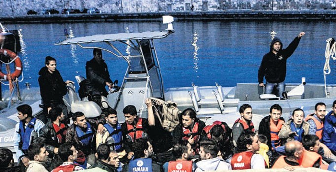 5 ilde göçmen kaçakçılığı operasyonu