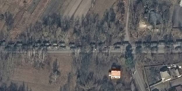 5 kilometrelik Rus konvoyu Kiev'in kapısına dayandı!