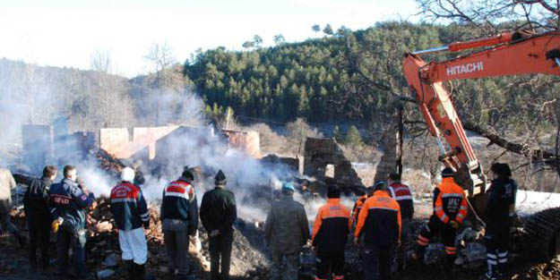 5 kişilik aileyi vahşice katletmişlerdi! Cezaları belli oldu