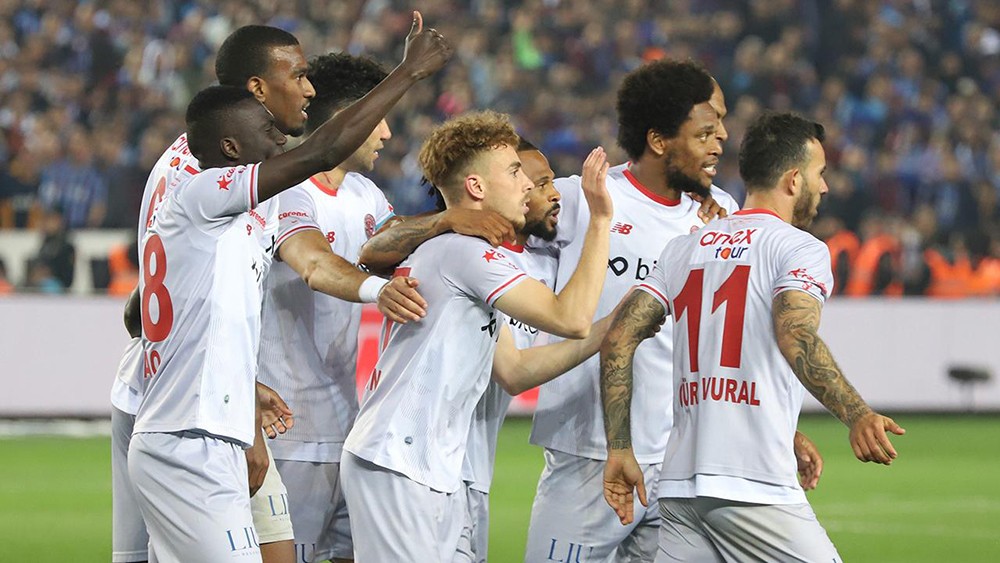 5 maçlık yenilmezlik serisini sürdürüyor!