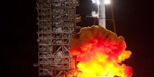 5 uydu aynı anda uzaya fırlatıldı