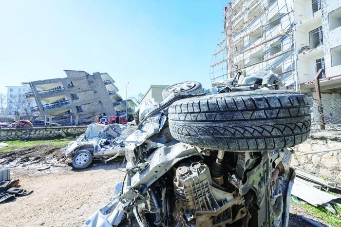50 bin bina yıkık ve ağır hasarlı