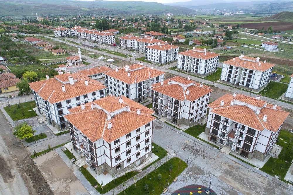 50 bin yeni sosyal konut için kuralar çekilmeye başlıyor 