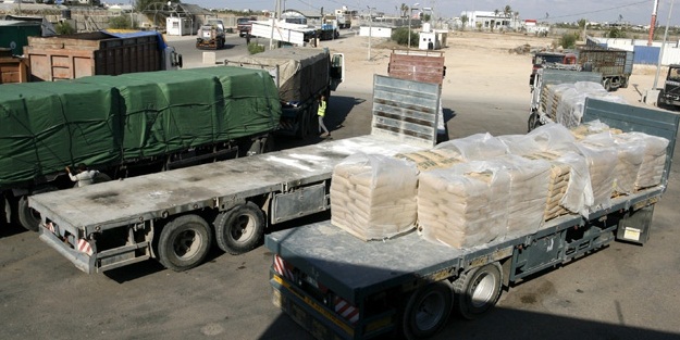 50 TIR geçiş yaptı