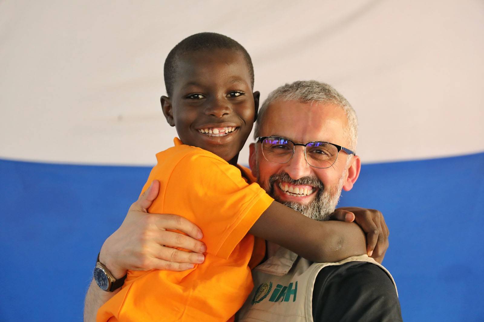 50 ülkede 124 bin yetime düzenli destek