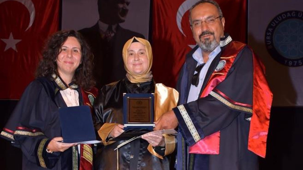 50 yaşında üniversite bölüm birincisi oldu