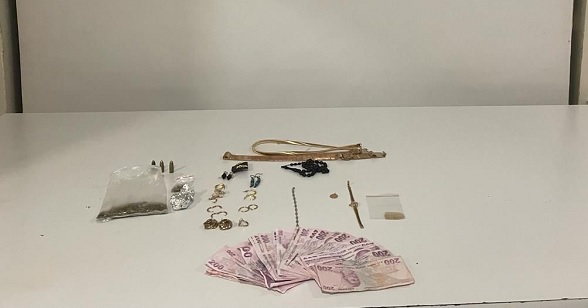 500 bin TL'lik altında kaçan hırsız kıskıvrak yakalandı