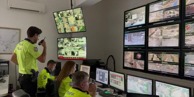 500 kamera ile saniye saniye izliyorlar! O ilçede sürücülere ceza yağdı