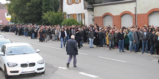 5000 euro'ya vatanı ancak siz satarsınız!