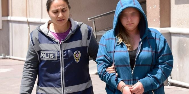 100 bin TL’lik vurgun yapan hırsızlar yakalandı