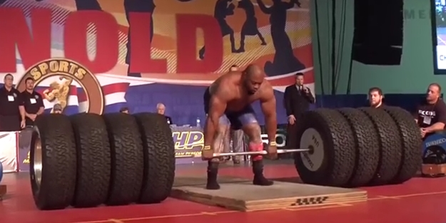 511.5 kiloyu böyle kaldırdı!