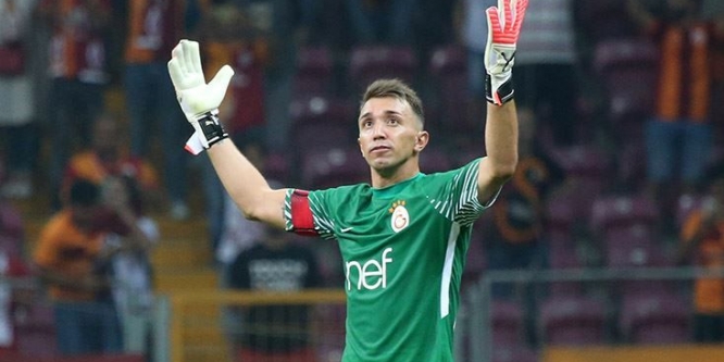 Muslera’nın mutlu günü