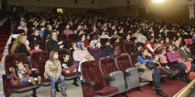 Miniklere tiyatroyla hayvan sevgisi aşılandı