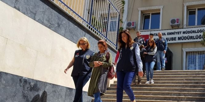 İranlı tırnakçılık çetesi çökertildi