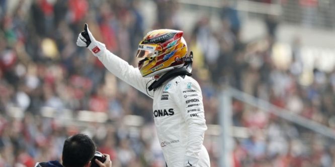 Çin Grand Prix’in kazananı Lewis Hamilton
