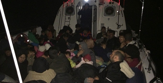52 göçmen yakalandı