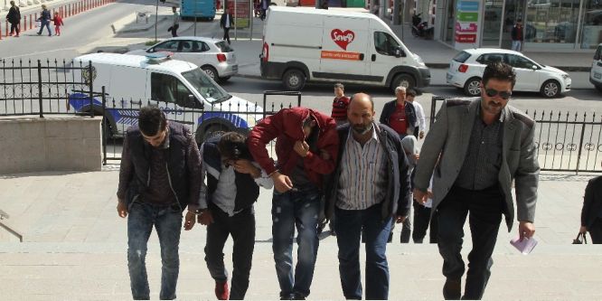 Uyuşturucu tacirlerine polis darbesi