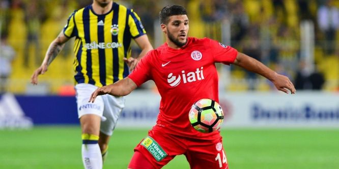 Antalyaspor’da 2 oyuncu cezalı duruma düştü